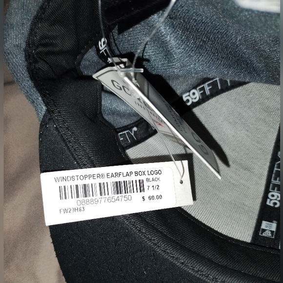 NWT Supreme Box Logo Black Earflap Fitted Hat Size 7 1/2 - Picture 13 of 16